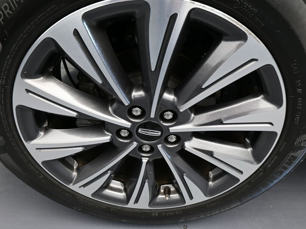 Used 2022 Lincoln Corsair Reserve image 47