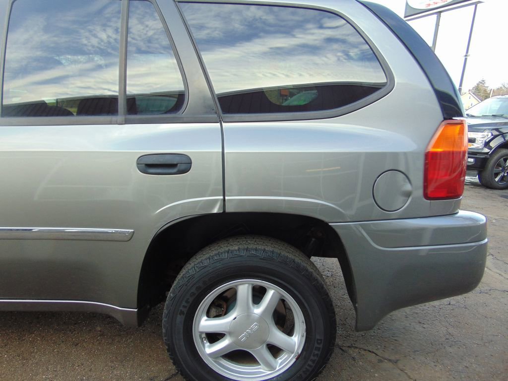 Used 2007 GMC Envoy SLE image 13