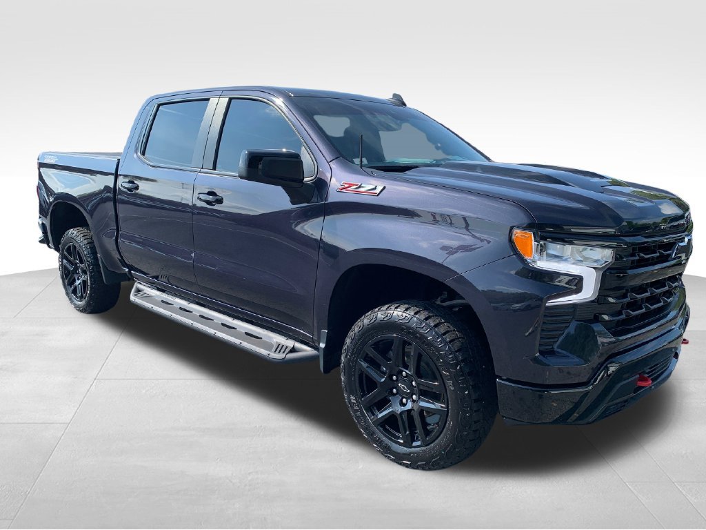 Used 2024 Chevrolet Silverado 1500 LT Trail Boss w/ Protection Package AWD/4WD image 9