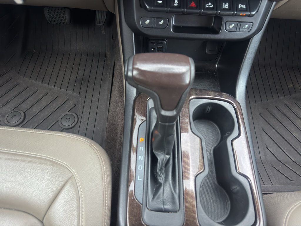 Used 2020 GMC Canyon SLT w/ Driver Alert Package RWD image 15