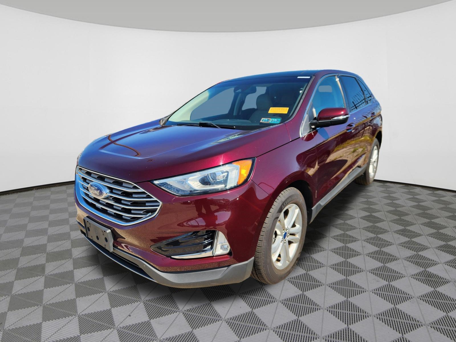 Used 2020 Ford Edge SEL w/ Convenience Package AWD/4WD image 2
