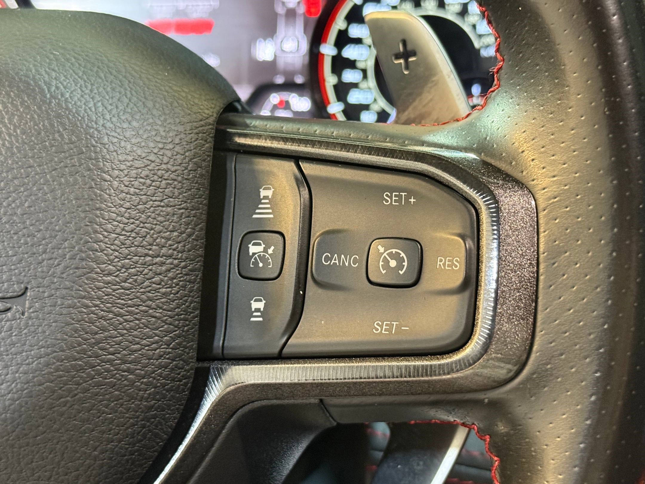 Used 2021 RAM 1500 TRX w/ TRX Lanuch Edition image 29