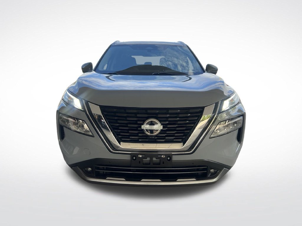 Used 2022 Nissan Rogue SL w/ SL Premium Package FWD image 2