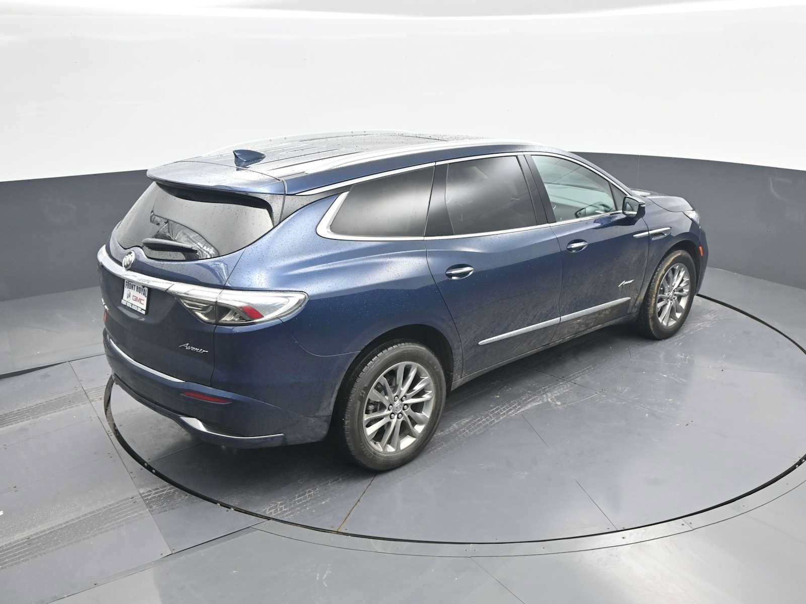 Used 2024 Buick Enclave Avenir w/ Avenir Technology Package AWD/4WD image 33