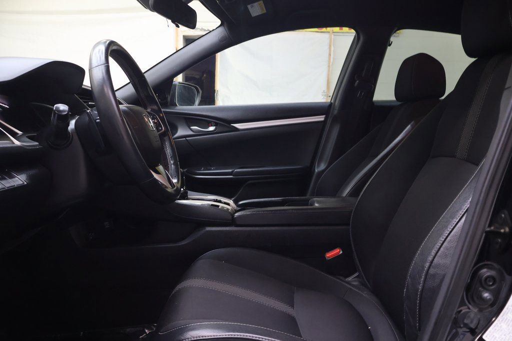 Used 2019 Honda Civic Sport image 16