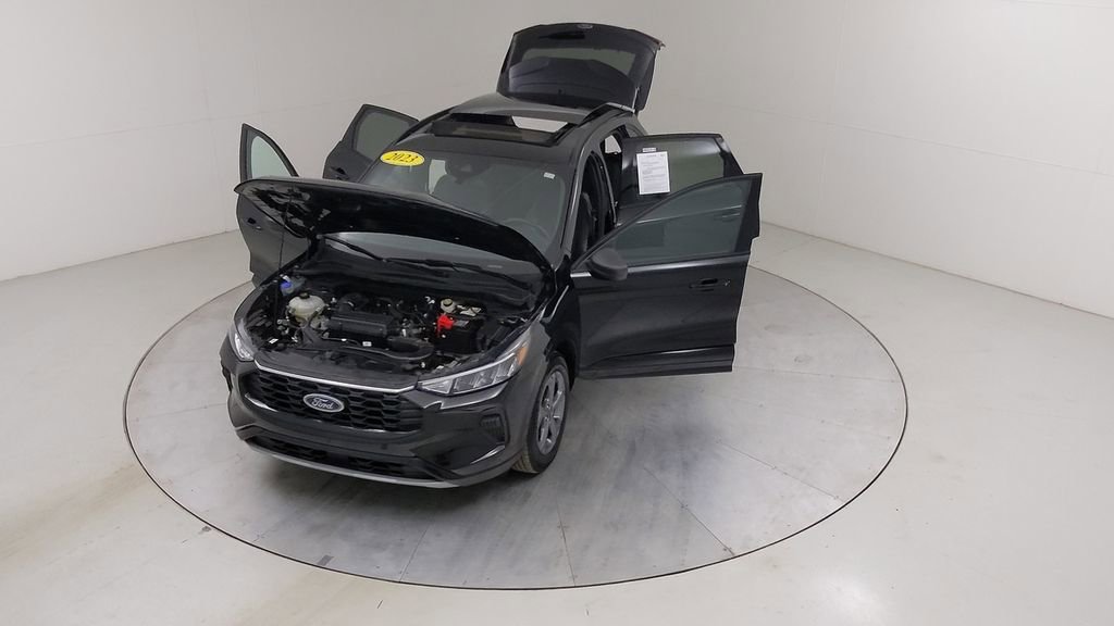 Certified 2023 Ford Escape ST-Line w/ Tech Pack #1 image 43