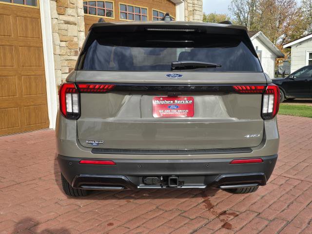 New 2026 Ford Explorer ST-Line image 4