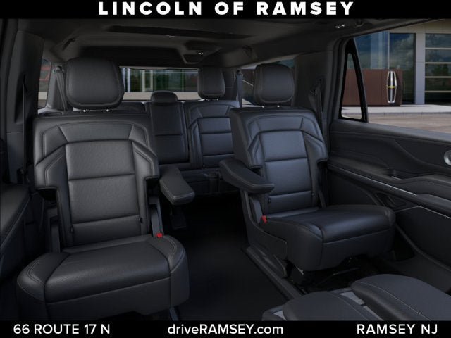 New 2026 Lincoln Navigator L Reserve w/ Jet Appearance Package AWD/4WD image 12