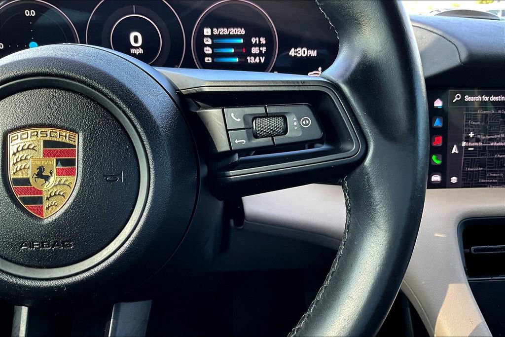 Used 2021 Porsche Taycan image 10