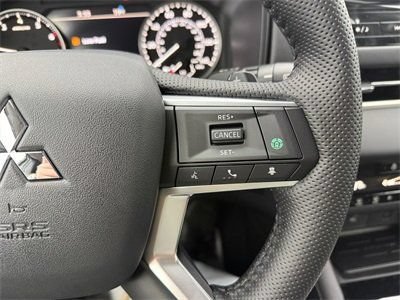 New 2026 Mitsubishi Outlander SE FWD image 34