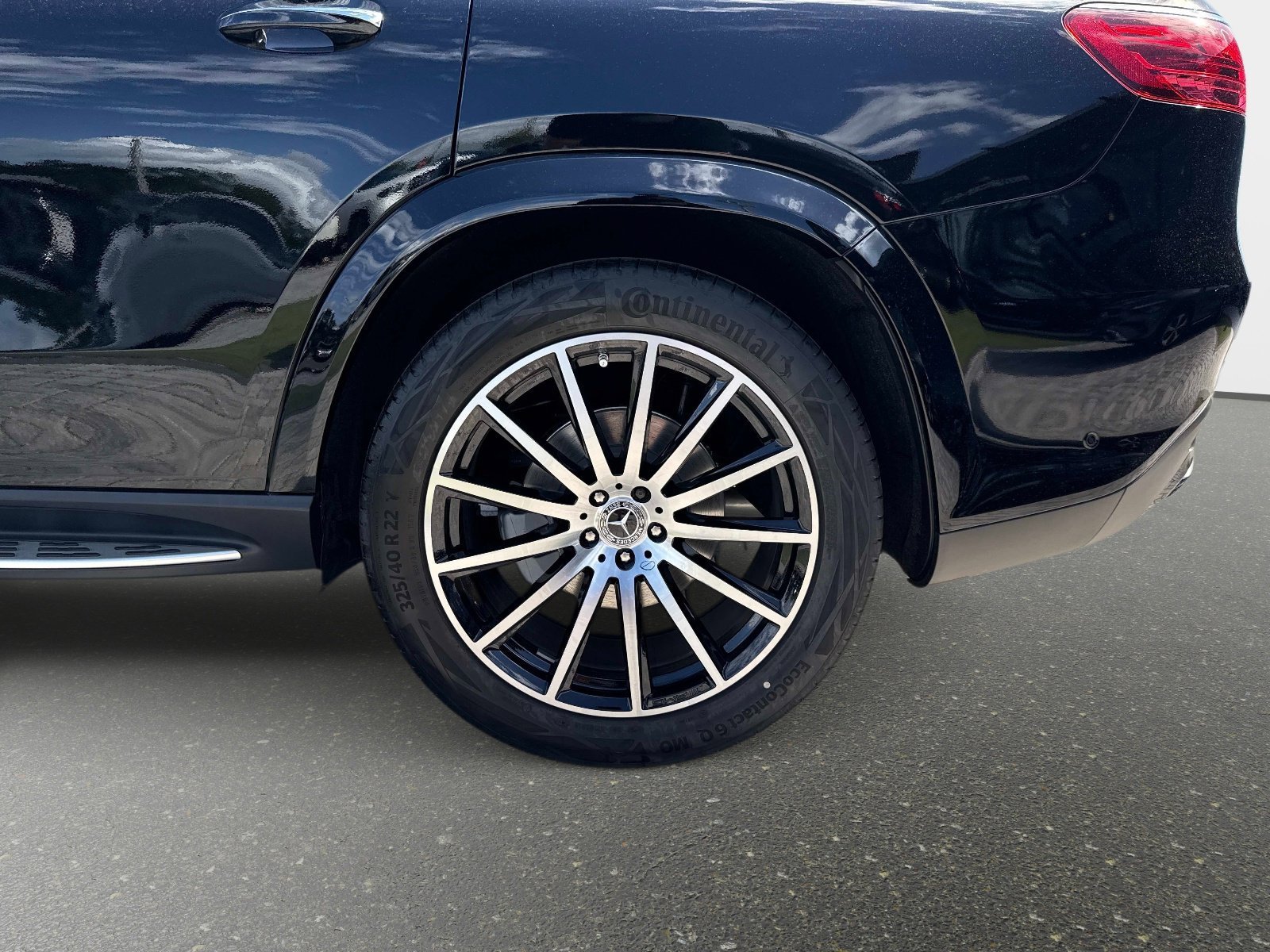 New 2026 Mercedes-Benz GLS 450 4MATIC image 10