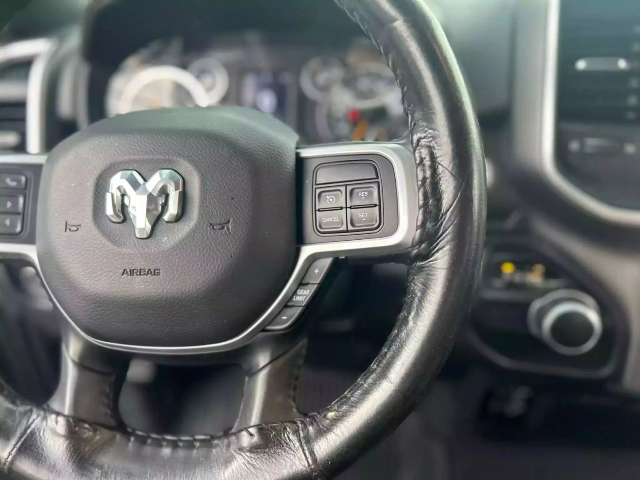 Used 2021 RAM 3500 SLT w/ Quick Order Package 2GG SLT image 15