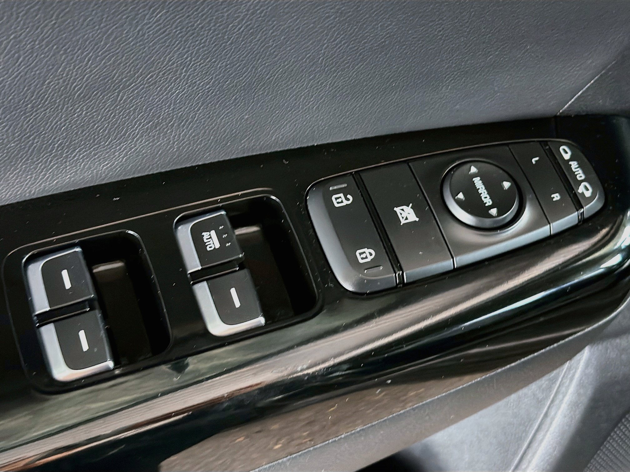 Used 2019 Kia Sportage EX w/ Option Group 040 AWD/4WD image 15