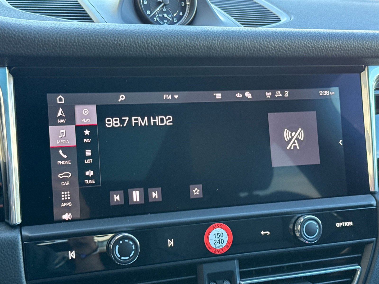 New 2026 Porsche Macan image 19