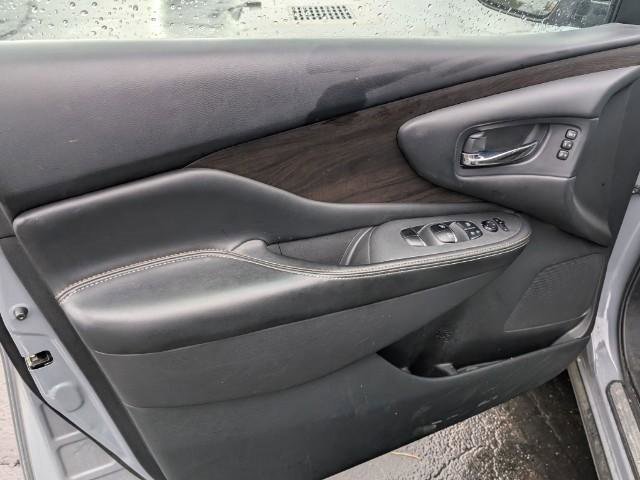 Used 2021 Nissan Murano Platinum w/ Cargo Package image 15