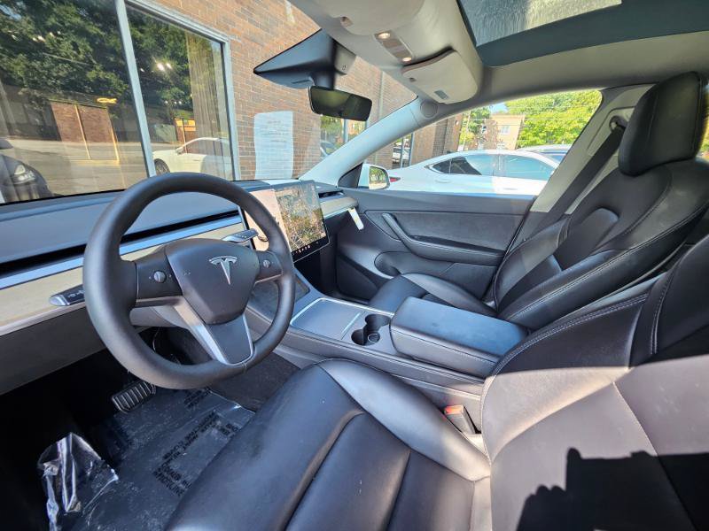 Used 2022 Tesla Model Y Long Range AWD/4WD image 38