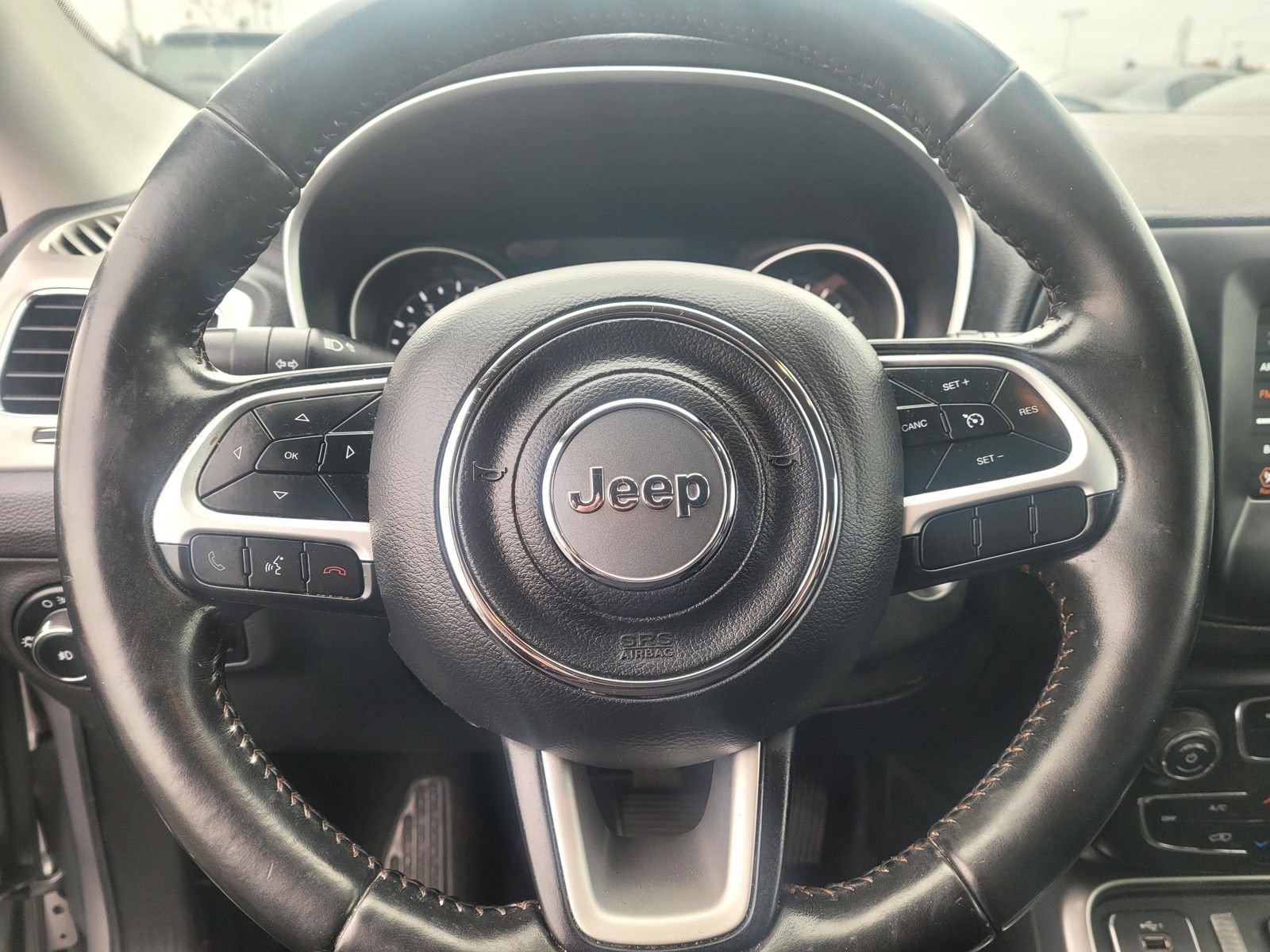 Used 2020 Jeep Compass Latitude w/ Popular Equipment Group image 28