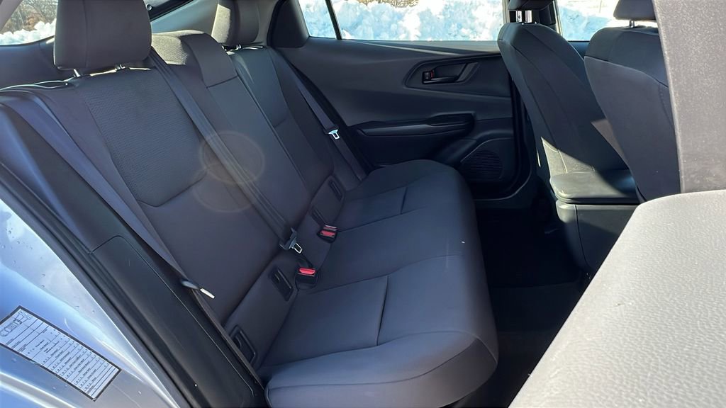 Used 2024 Toyota Prius LE image 12