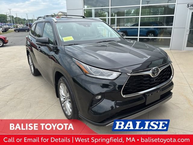 Used 2023 Toyota Highlander Platinum AWD/4WD image 1