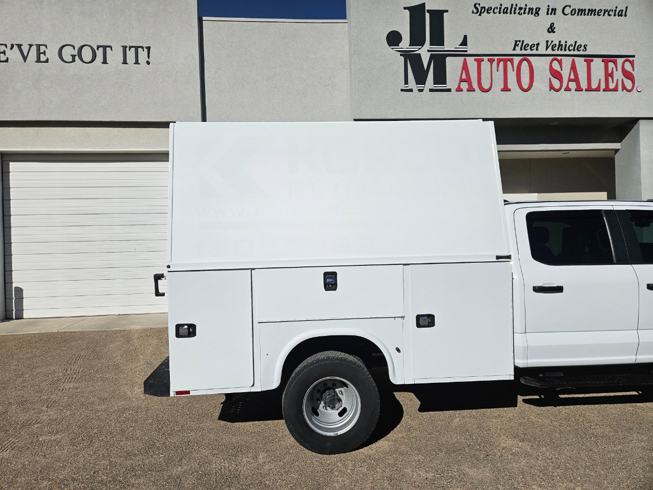 Used 2023 Ford F350 XL w/ Snow Plow Prep Package image 9