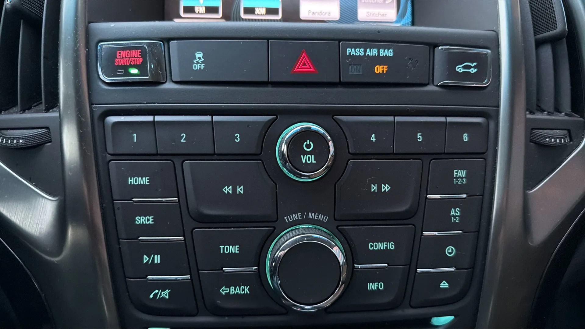 Used 2012 Buick Verano Leather image 26