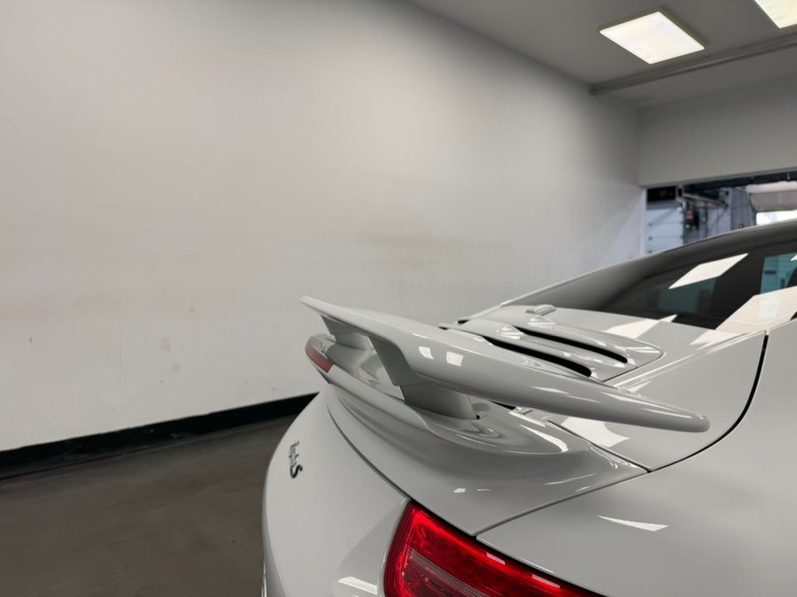 Used 2015 Porsche 911 Turbo S AWD/4WD image 53