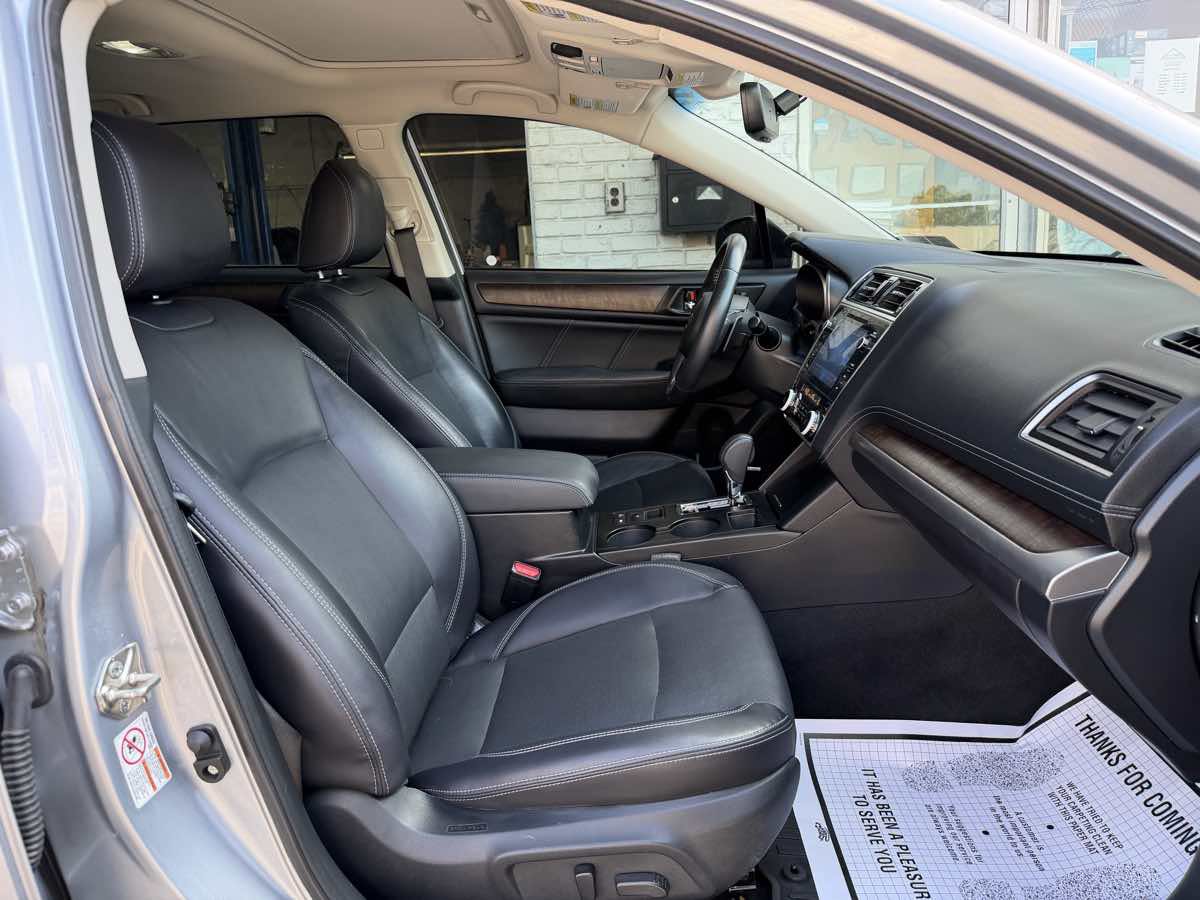 Used 2018 Subaru Outback 2.5i Limited AWD/4WD image 10