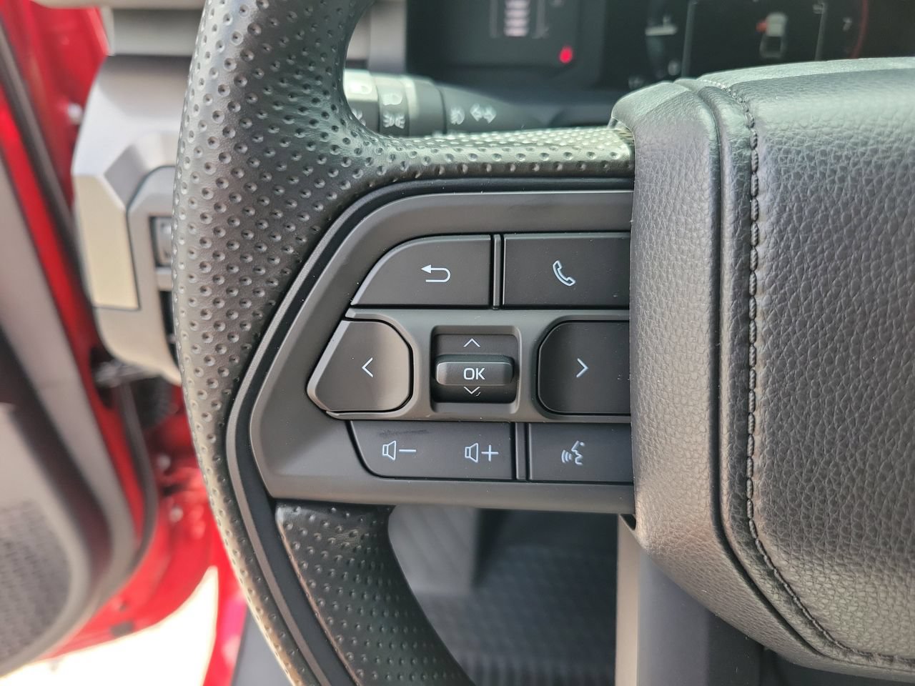 New 2025 Toyota Tacoma SR5 AWD/4WD image 15