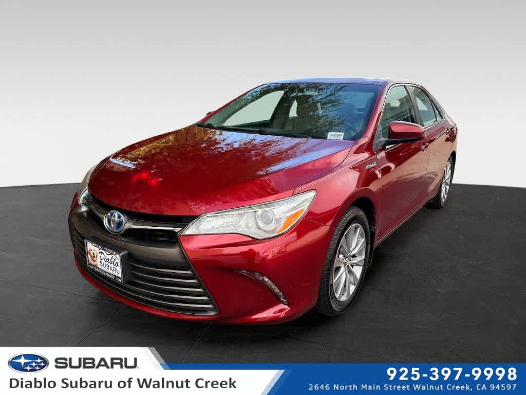 Used 2016 Toyota Camry XLE w/ Moonroof Package FWD image 1