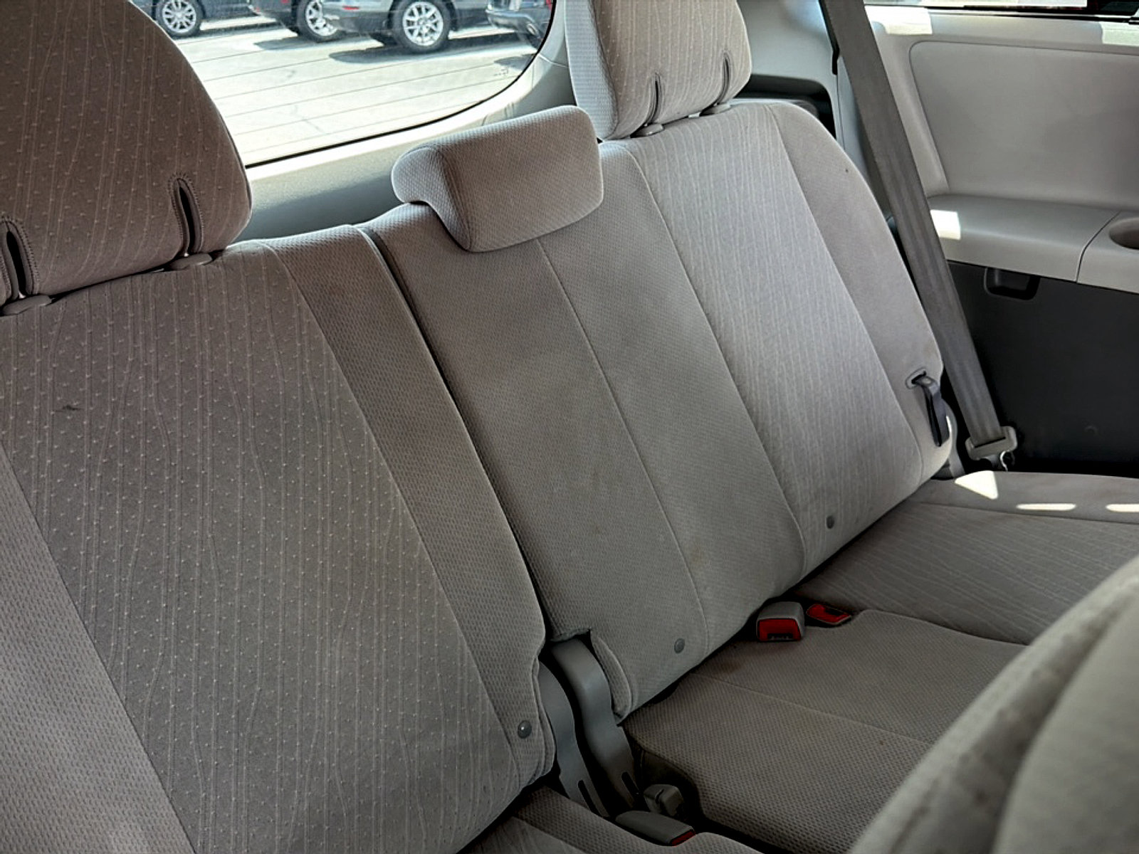 Used 2017 Toyota Sienna LE FWD image 9
