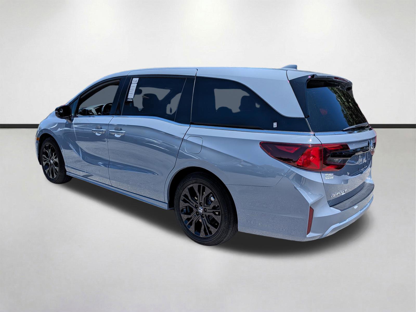 Used 2025 Honda Odyssey Sport-L image 6