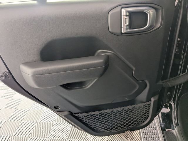 Certified 2022 Jeep Wrangler Unlimited Sport w/ Sun And Sound Package image 27