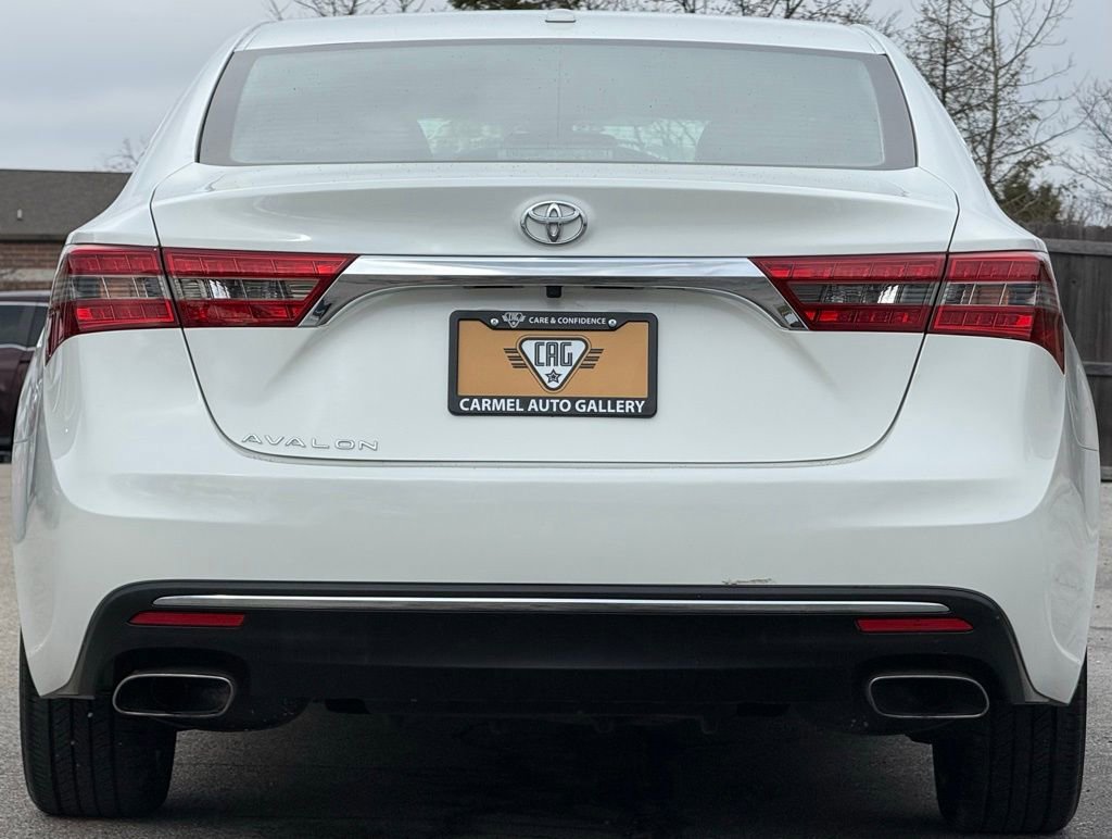 Used 2016 Toyota Avalon Touring image 4