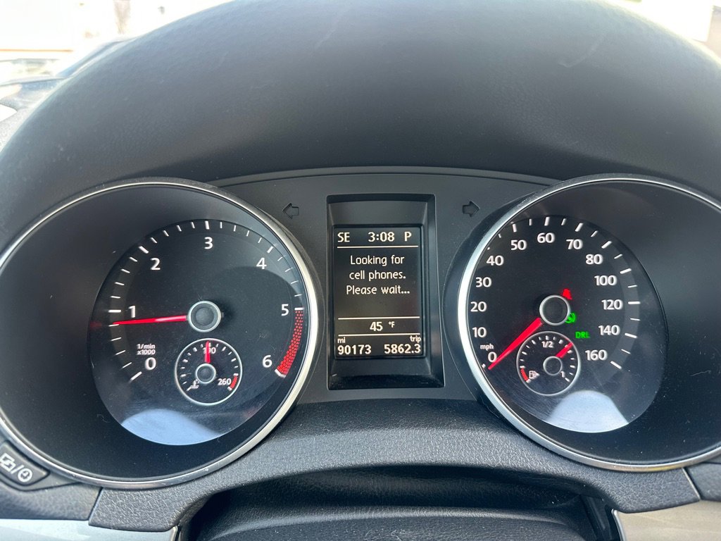 Used 2013 Volkswagen Golf TDI image 16