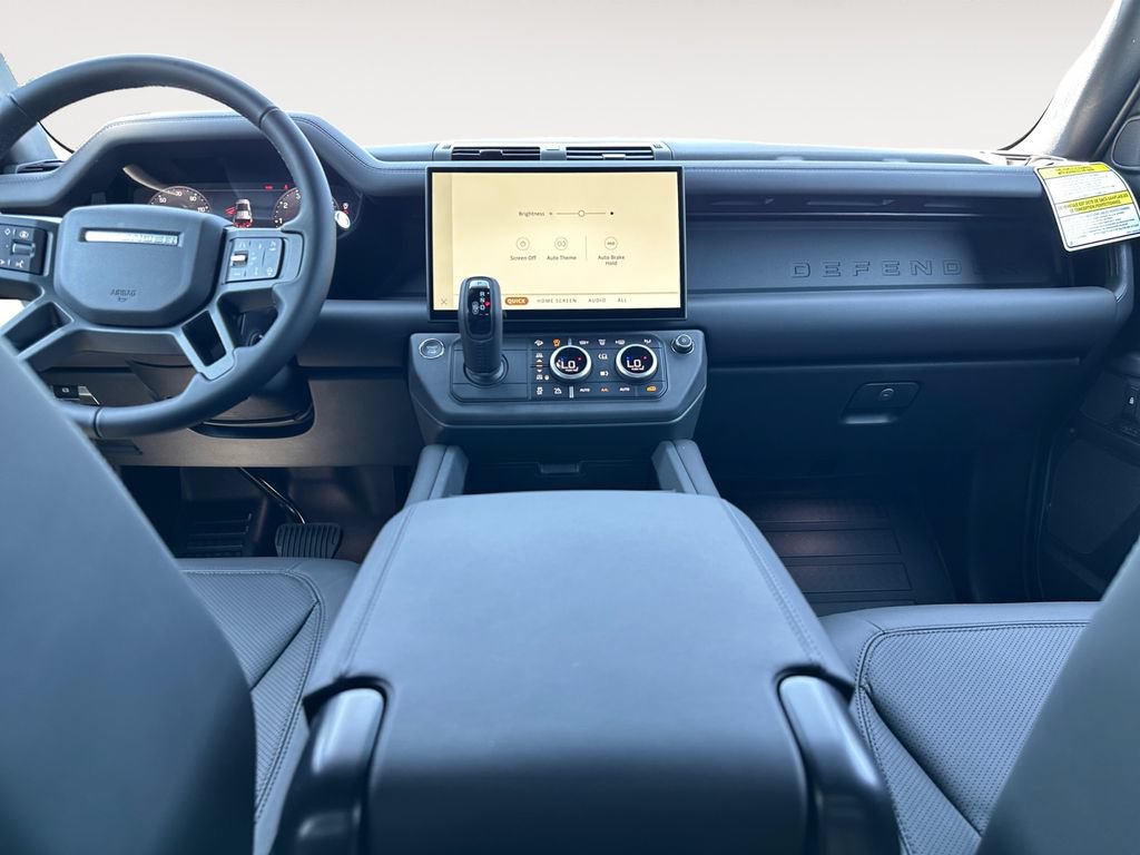 New 2026 Land Rover Defender 110 X-Dynamic SE AWD/4WD image 11