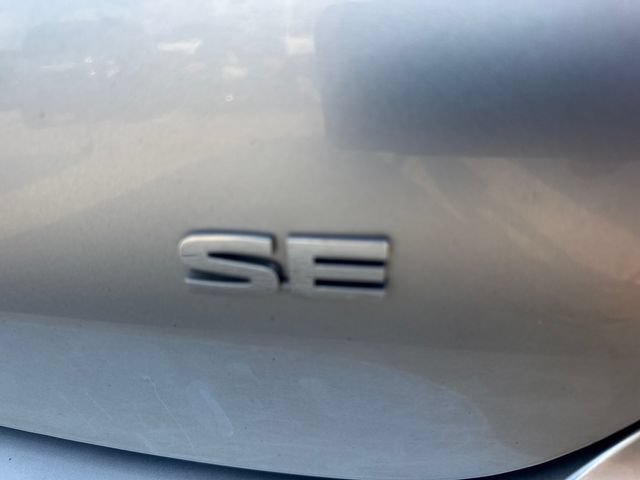 Used 2025 Mitsubishi Outlander SE AWD/4WD image 3