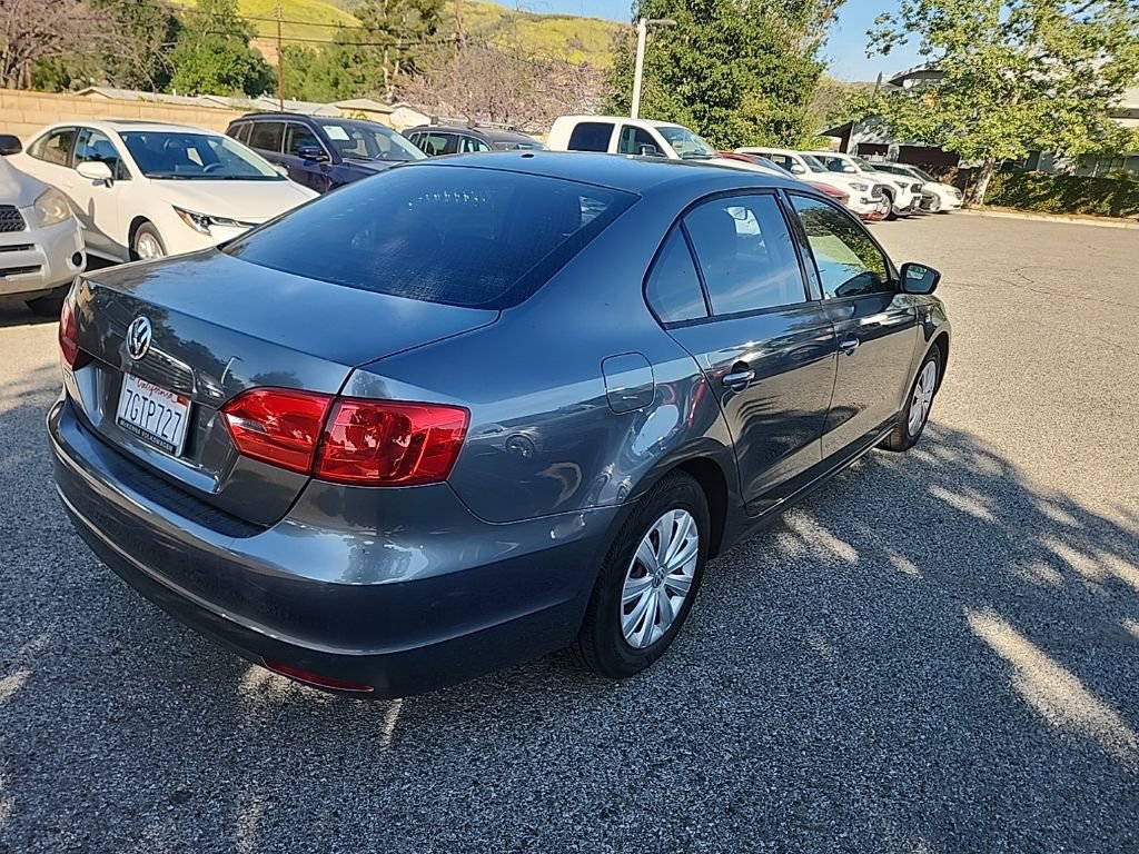 Used 2014 Volkswagen Jetta S image 5