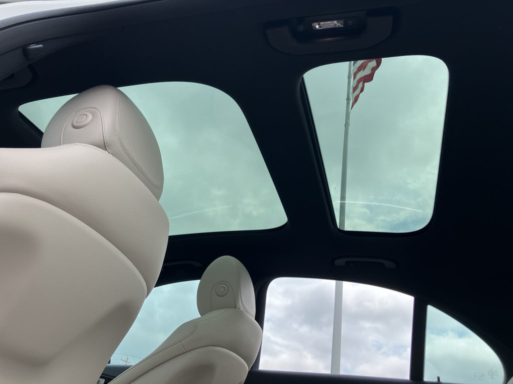 Used 2019 Mercedes-Benz E 300 4MATIC image 38
