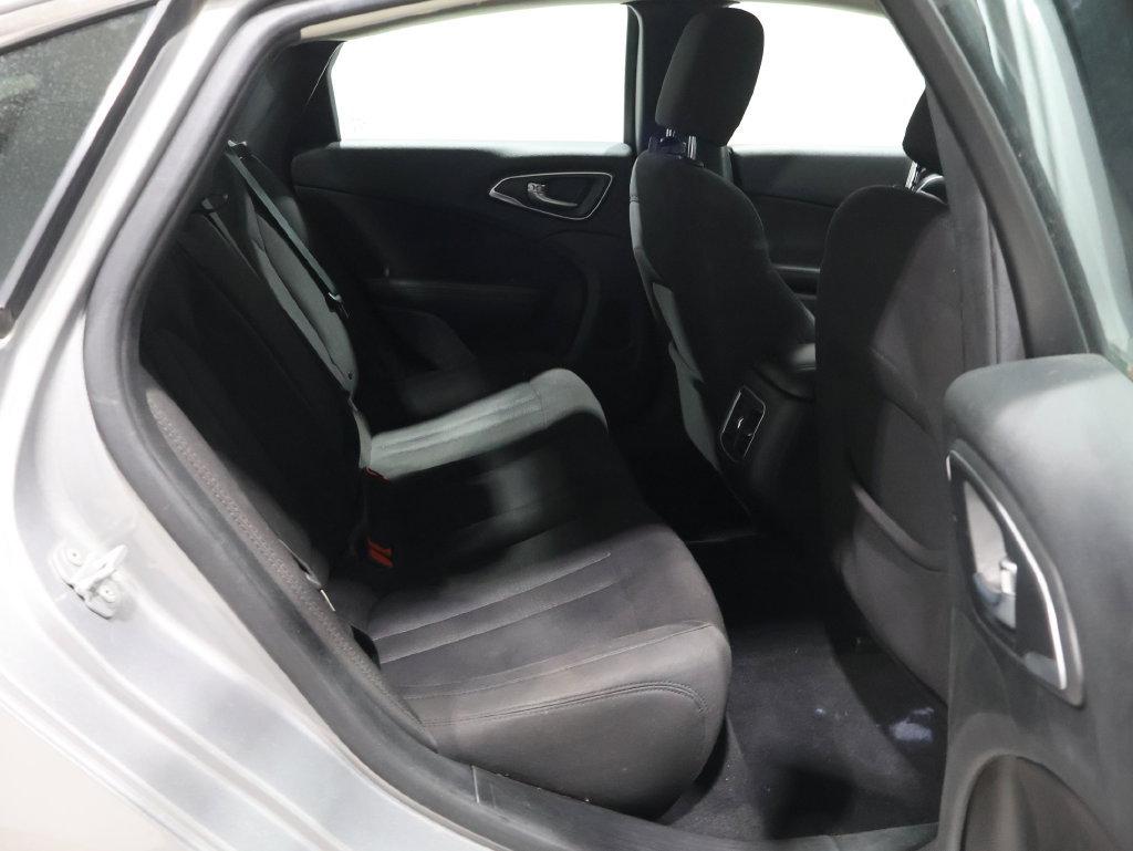 Used 2015 Chrysler 200 Limited w/ Convenience Group FWD image 21