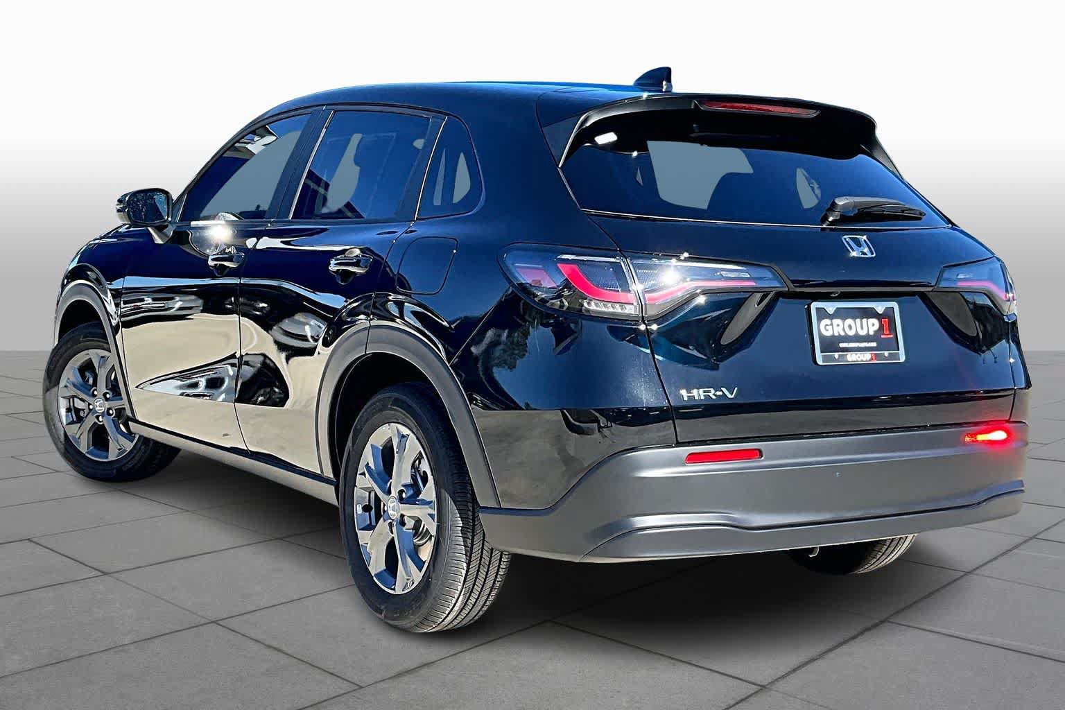 Used 2026 Honda HR-V LX image 11