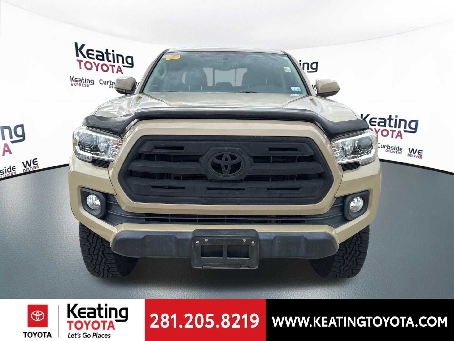 Used 2017 Toyota Tacoma SR5 w/ Tow Package image 2