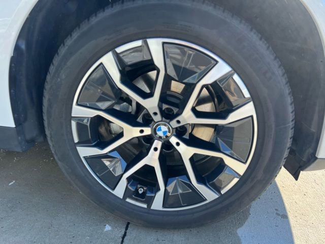 Used 2025 BMW X3 xDrive30i w/ Premium Package image 15