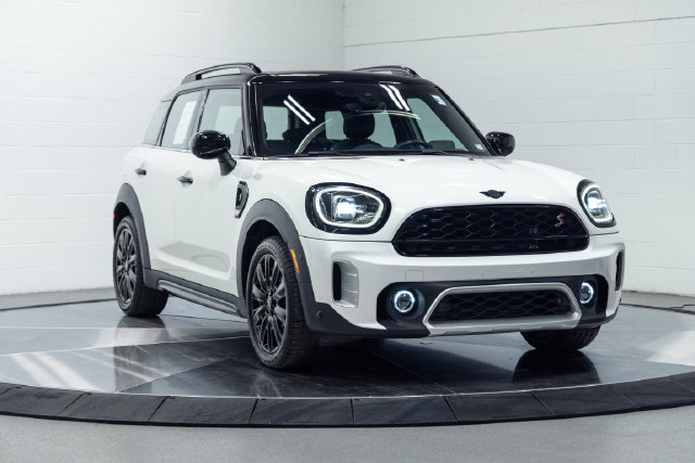 Used 2024 MINI Cooper Countryman S FWD image 4
