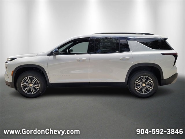 New 2026 Chevrolet Traverse LT image 2