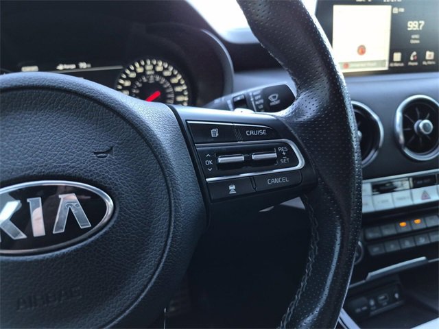 Used 2021 Kia Stinger GT2 image 33