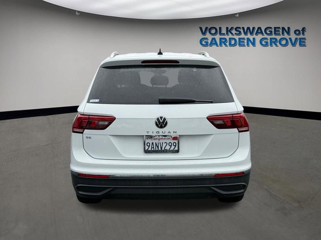 Used 2022 Volkswagen Tiguan SE FWD image 6
