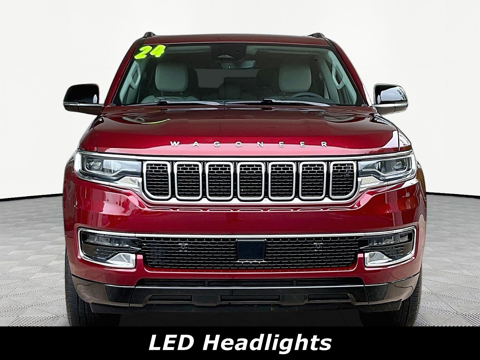 Used 2024 Jeep Wagoneer 4WD w/ Premium Group I image 2