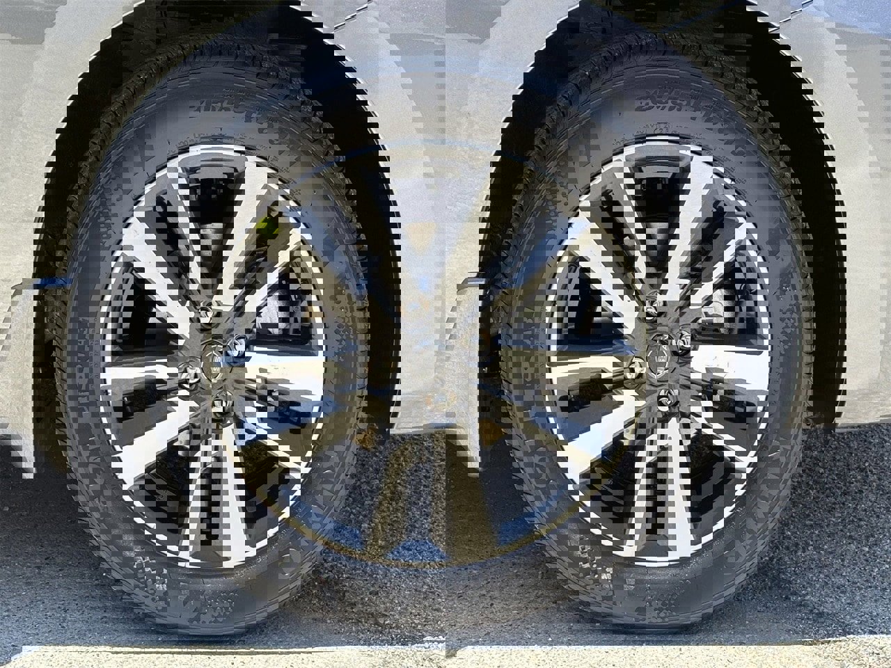 New 2025 Nissan Versa SV image 7