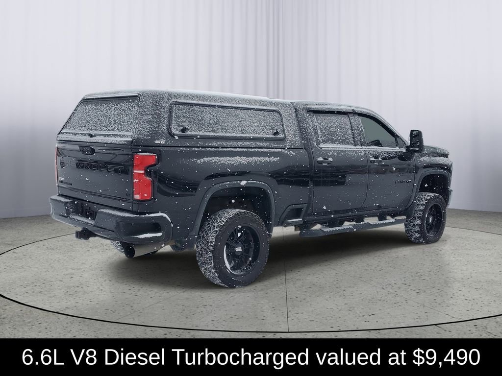 Used 2024 Chevrolet Silverado 2500 LT w/ Midnight Edition image 3