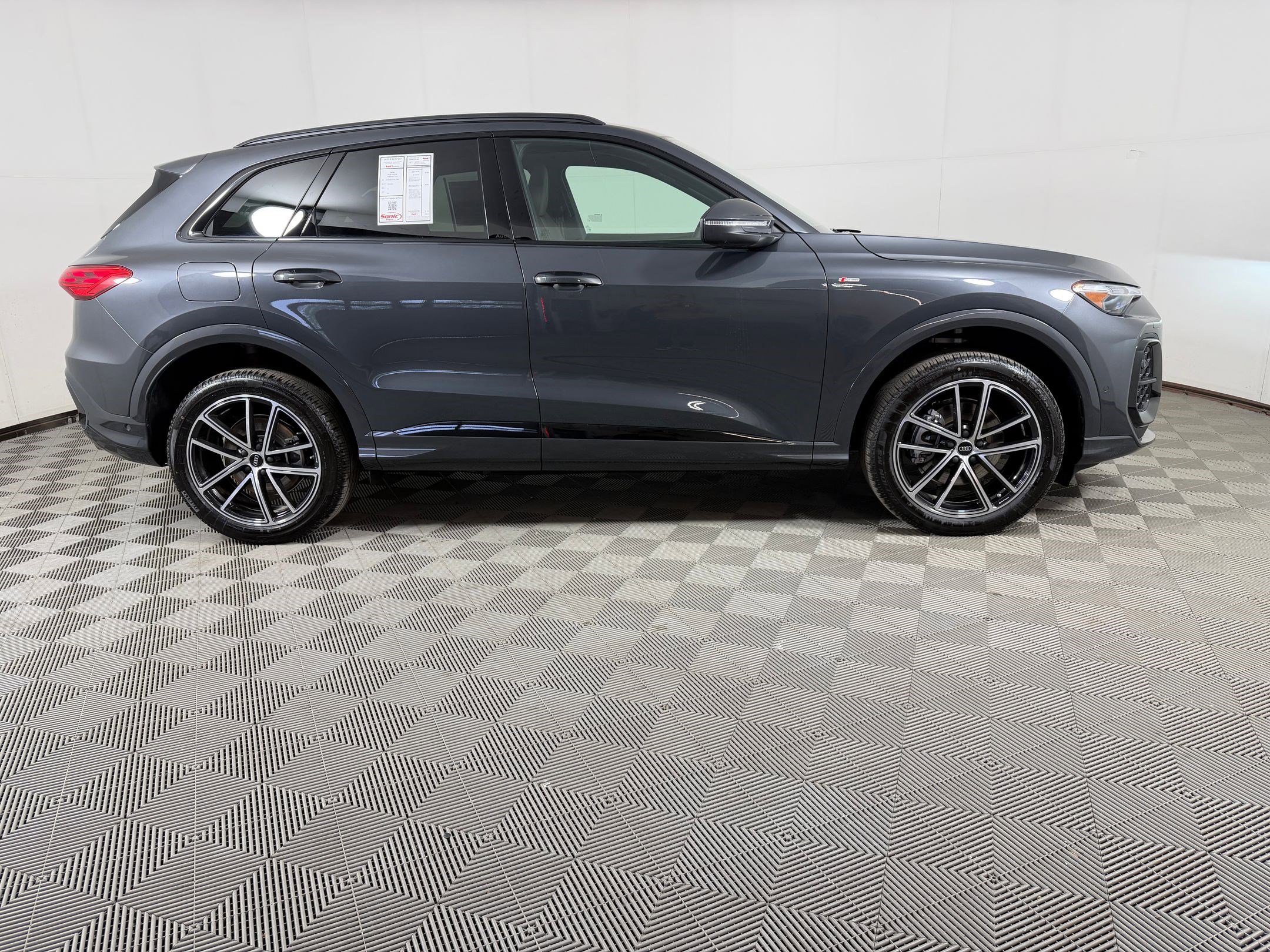 New 2026 Audi Q5 Premium AWD/4WD image 8